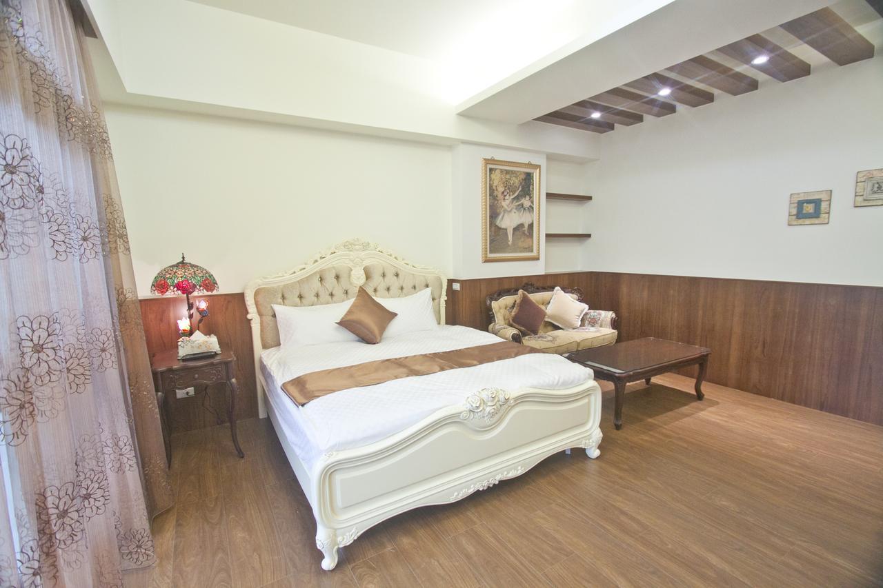 Mrs. Zhuang Homestay Hualien Buitenkant foto