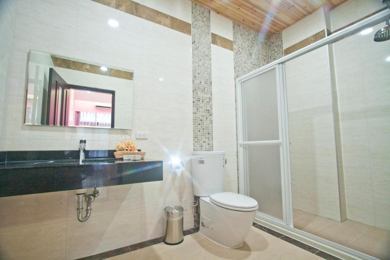 Mrs. Zhuang Homestay Hualien Buitenkant foto