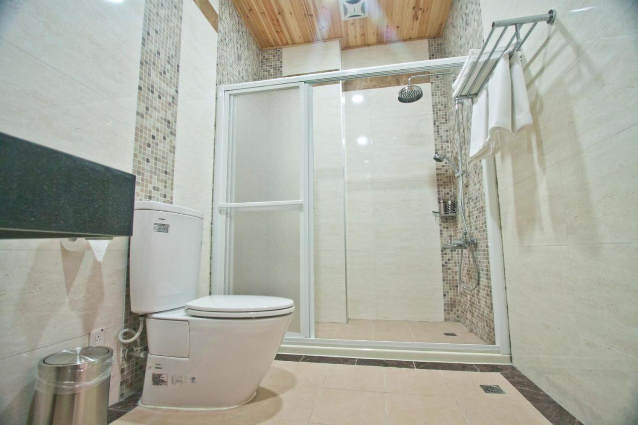Mrs. Zhuang Homestay Hualien Buitenkant foto